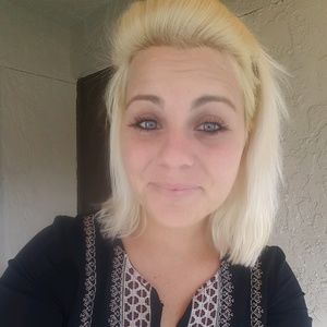 Meet your Posher, Kellie